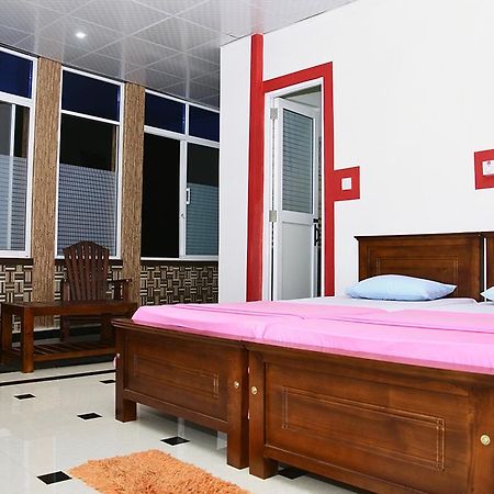 Отель Kandy City Rest House Экстерьер фото